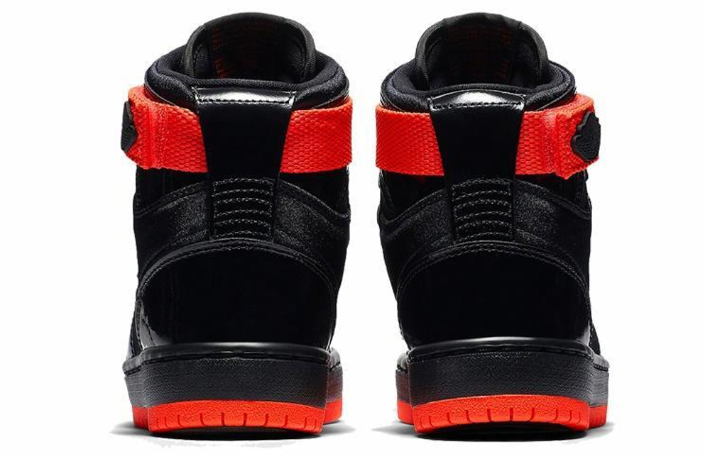 Кроссовки Jordan Air Jordan 1 Nova Xx Bred (Женская размерная сетка)