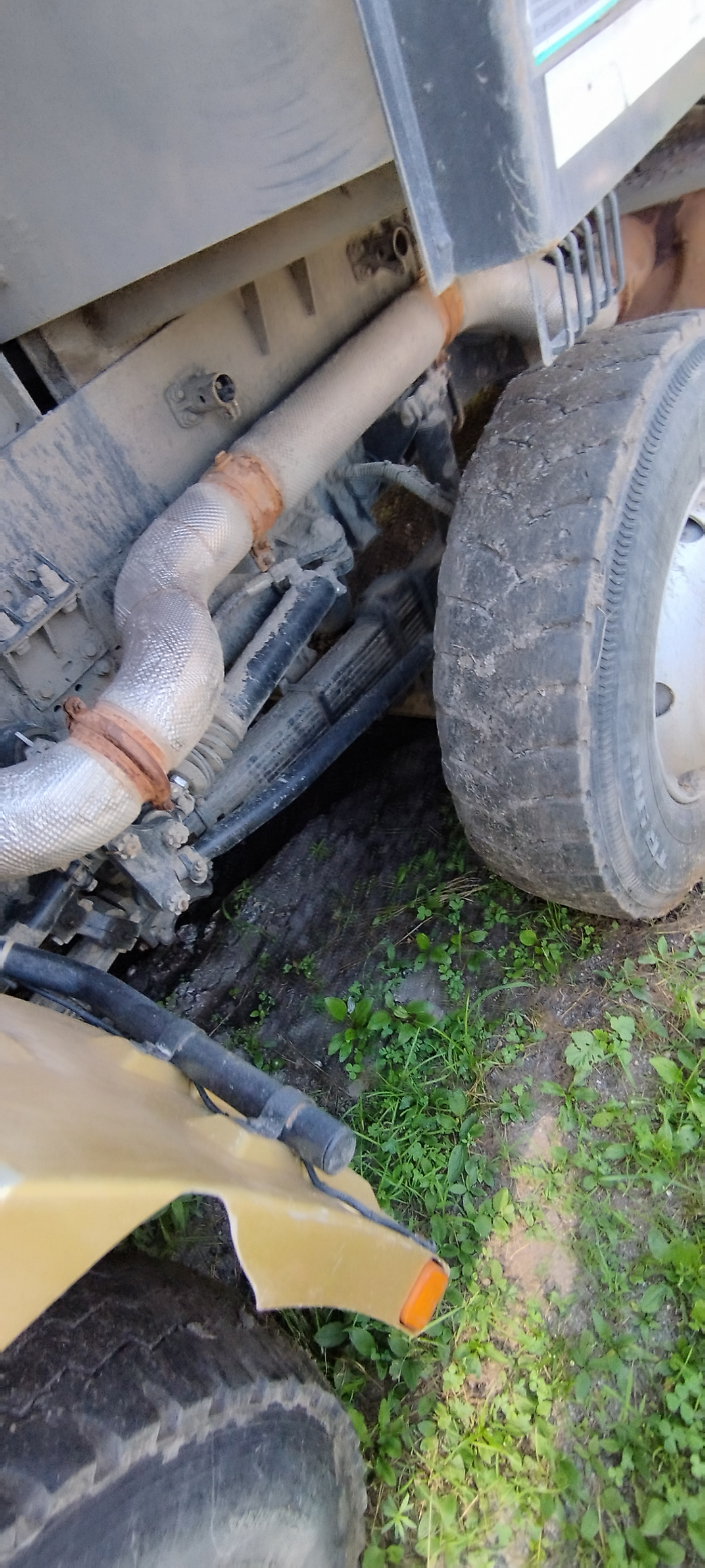 Shacman (Shaanxi) SX* 8x4 Самосвал SX331863366 (Дизельный, 12,5 л, 551 л.с., МТ)