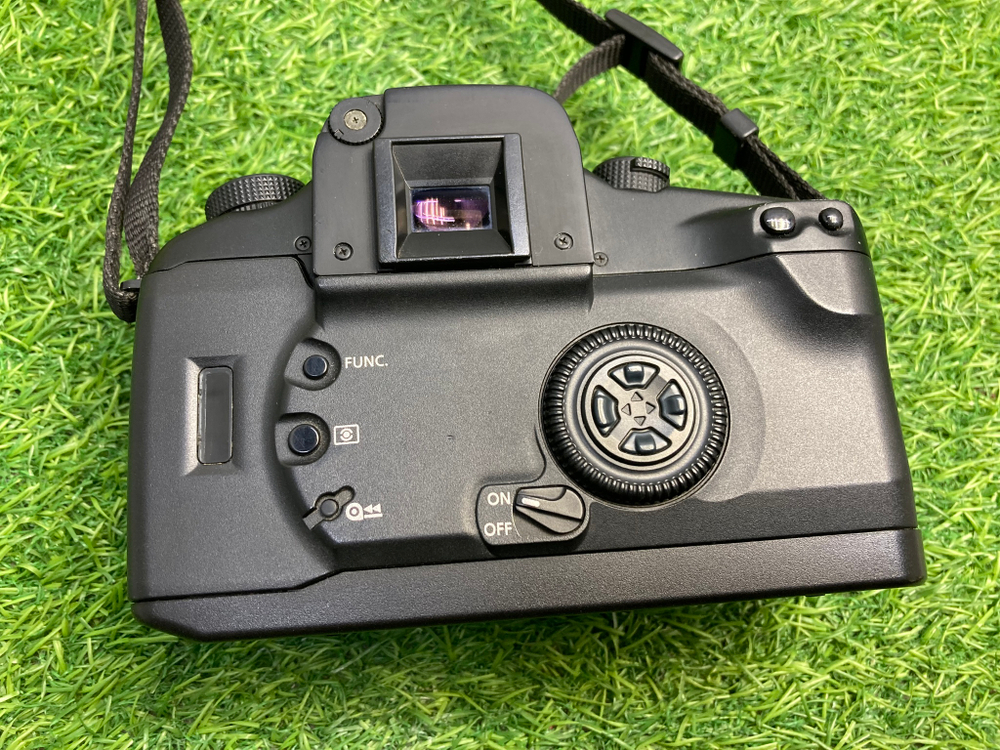 Canon EOS 33
