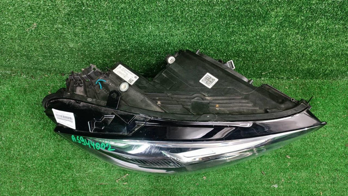 Фара правая Mercedes CLS C257 (2017-2021) LED