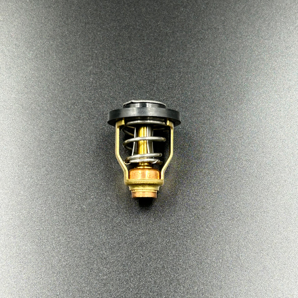 Термостат Suzuki DF90-300, DF70-90 60℃ (17670-90J01) (Omax)