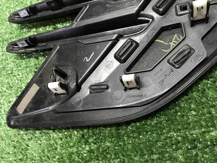 Накладка крыла передняя Range Rover Sport 2 17-22