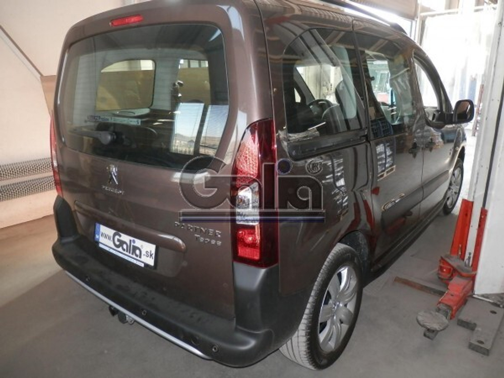 Фаркоп оцинкованный Galia C052C для Peugeot Partner 2008-, Citroen Berlingo 2008-(паспорт и сертификат в комплекте)(без электрики)