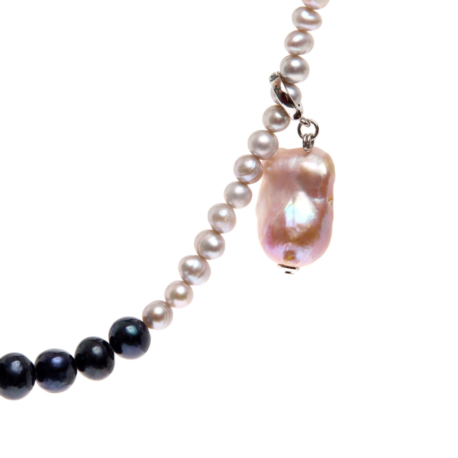 Колье Gothic Pearl Necklace