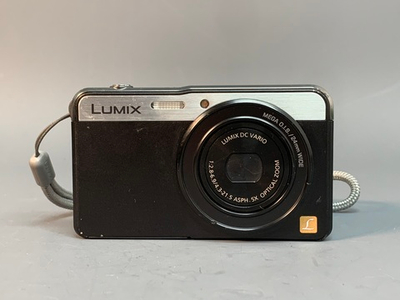 Panasonic Lumix DMC-XS3
