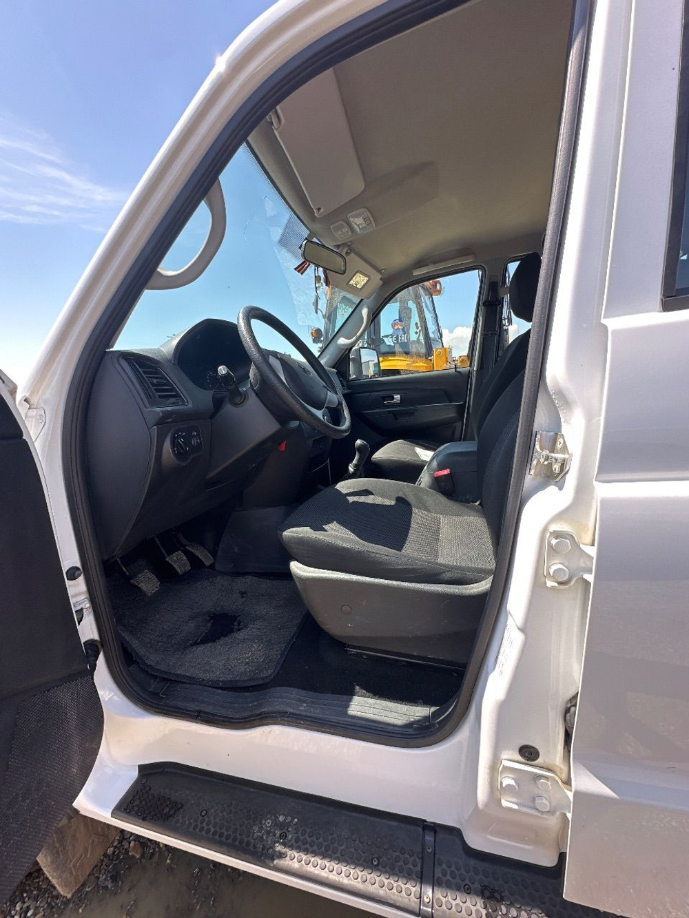 UAZ Profi 236324 (Борт/Тент, Бензиновый, 2,7 л, 150 л.с.)