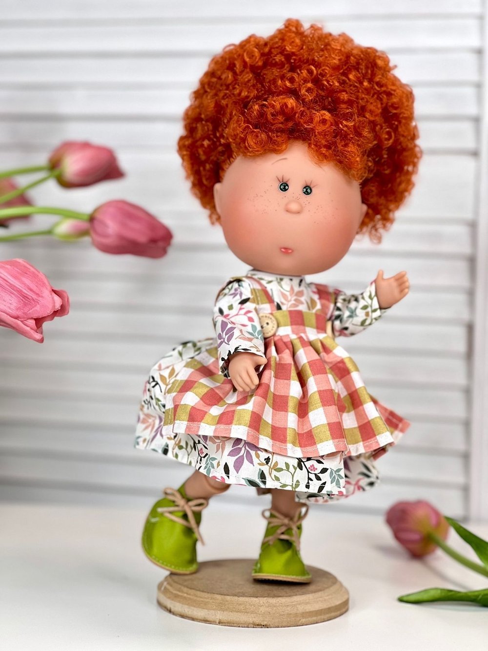 Кукла Nines виниловая 30см MIA шарнирная (3525K)