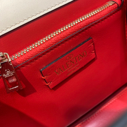 Valentino Small Vsling 22 cm