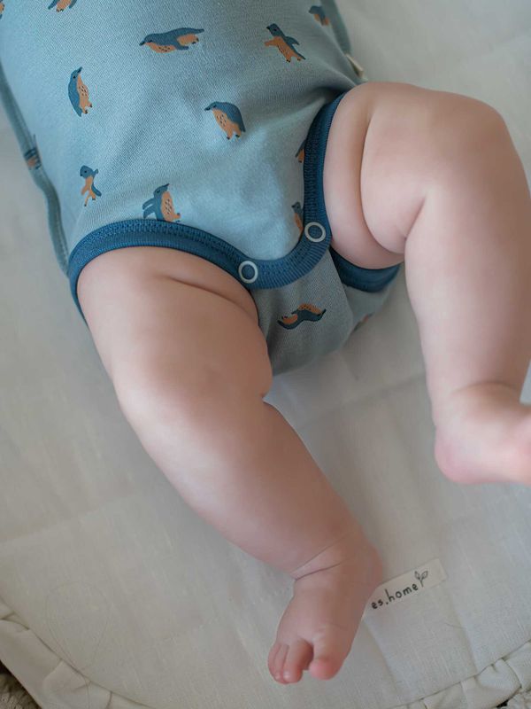 Боди с длинным рукавом и наружными швами 