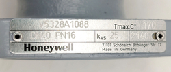 Клапан двухходовой фланцевый Honeywel V5328A1088 DN40 Kvs-25 PN16