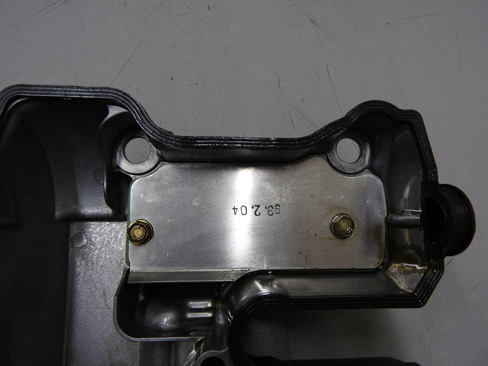 Крышка клапанная 1 Honda VTR1000F (SC36E)