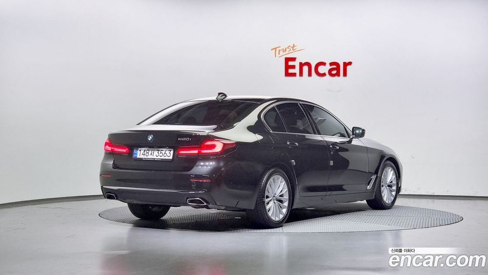 BMW 5 Series (G30) 520i Luxury (05.2021)