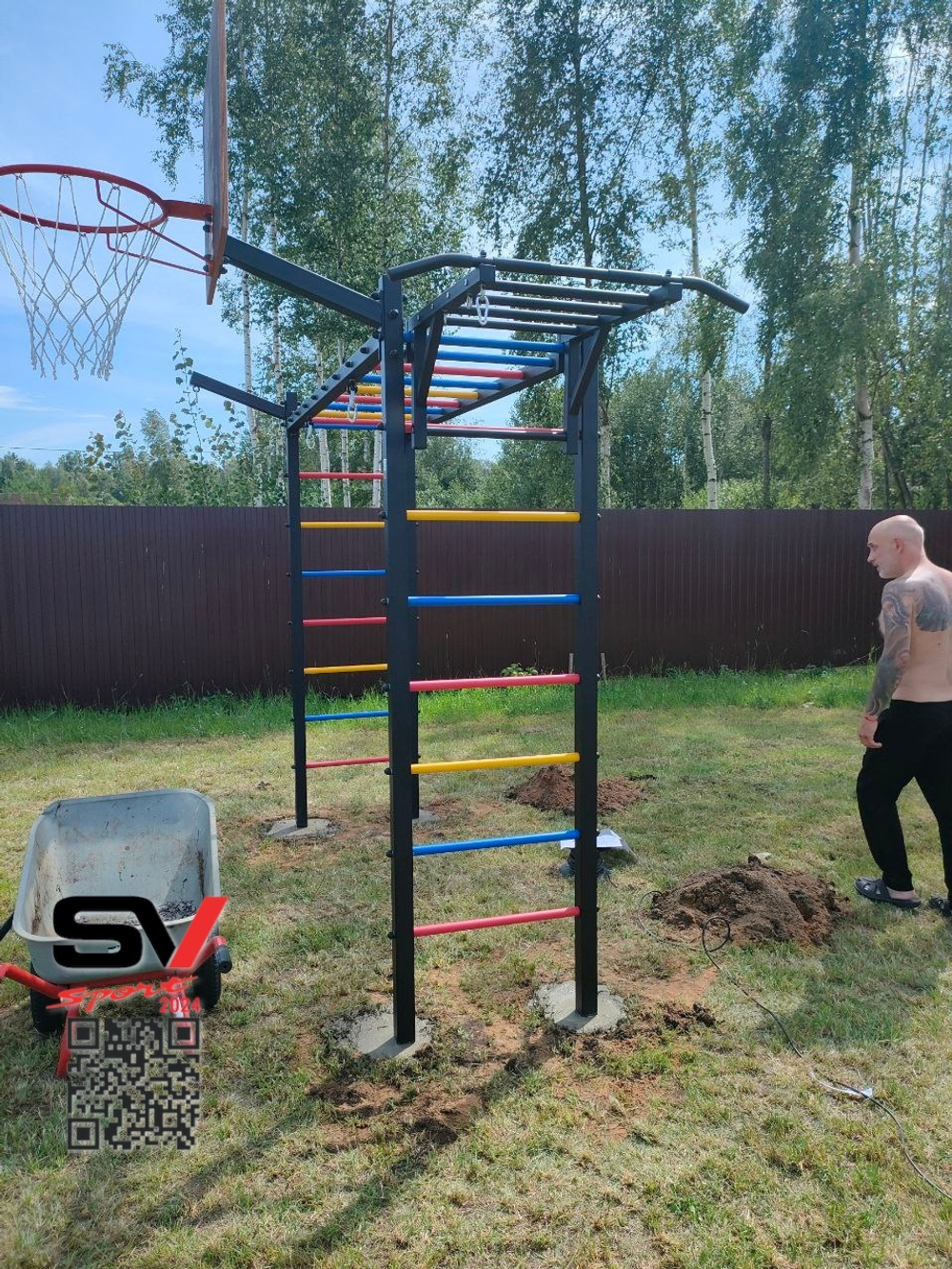 Монтаж уличной шведской стенки Sv Sport Рукоход (4 вертикальных столба)