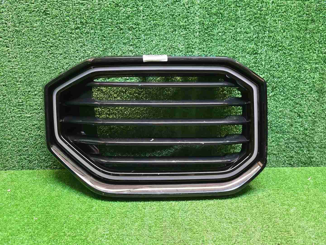 Решетка радиатора правая BMW XM G09 (2022-н.в.)