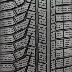 Hankook W320A i cept Evo2 225/70 R16 103H