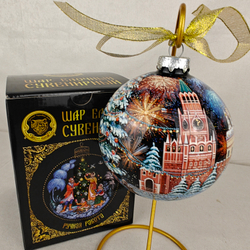 Шар новогодний с круговой росписью Палех "Москва. Кремлевская елка" на черном в футляре