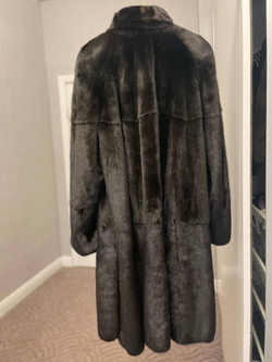 Шуба MR FURS BY MAKIS ROUSSOULIS