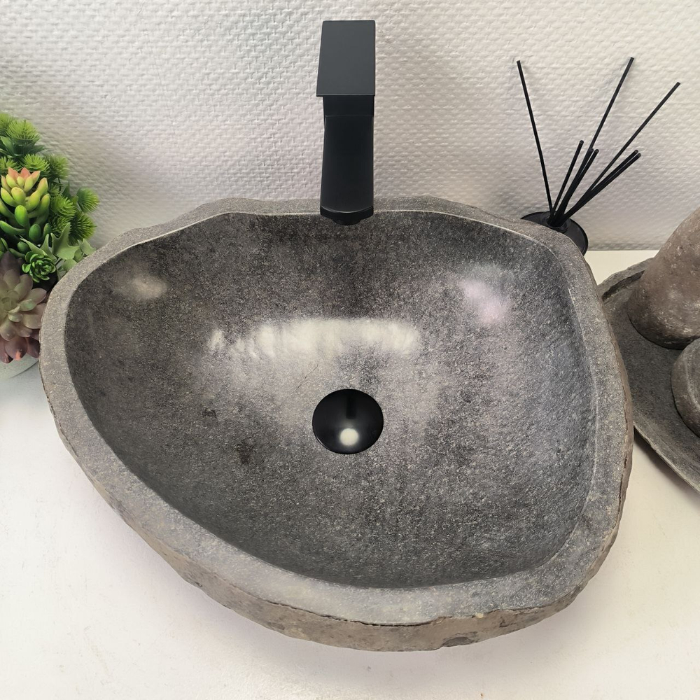 Раковина из речного камня RS-63667 (48*38*15) 0122