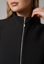 Жилет на молнии черный