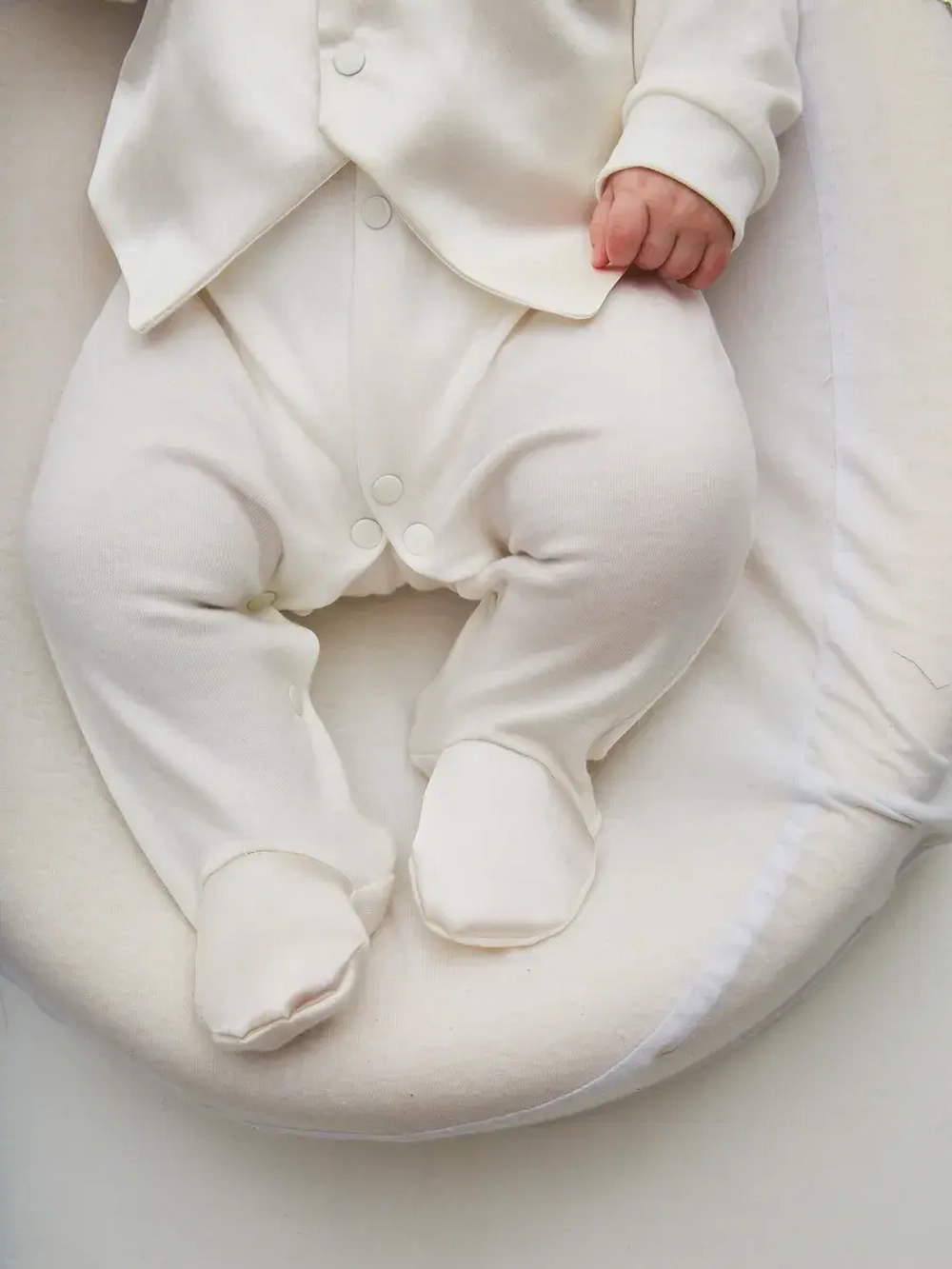 Комбинезон для новорожденного на выписку