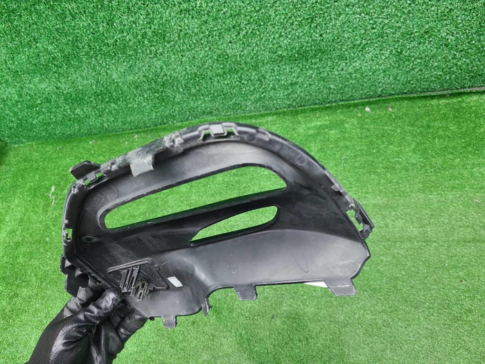 Накладка ПТФ правая BMW X5 G05 (18-23) M-paket