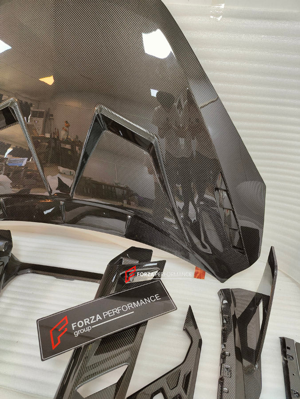 Карбоновый обвес для LAMBORGHINI REVUELTO 2023+ Ламборгини