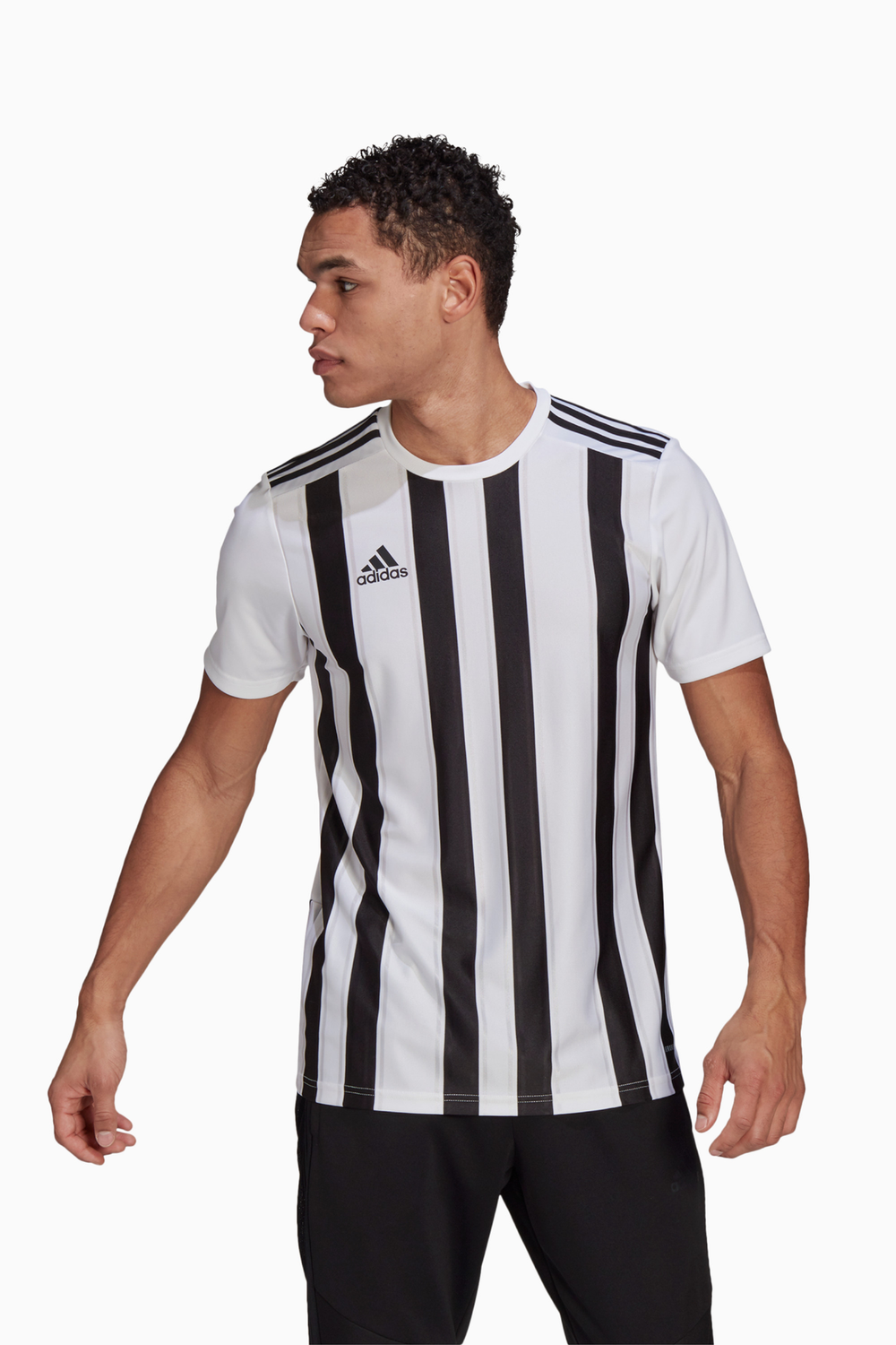 Футболка adidas Striped 21