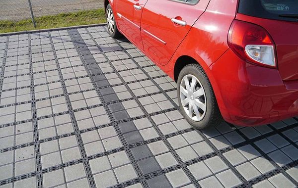 Площадка для стоянки автомобилей: выбираем плитку