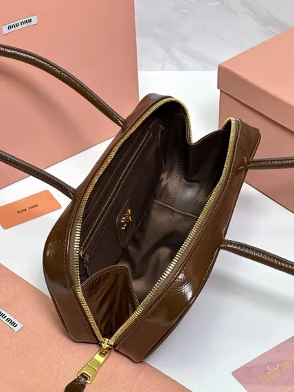 Сумка MIUMIU Beau naplak из лакированной кожи