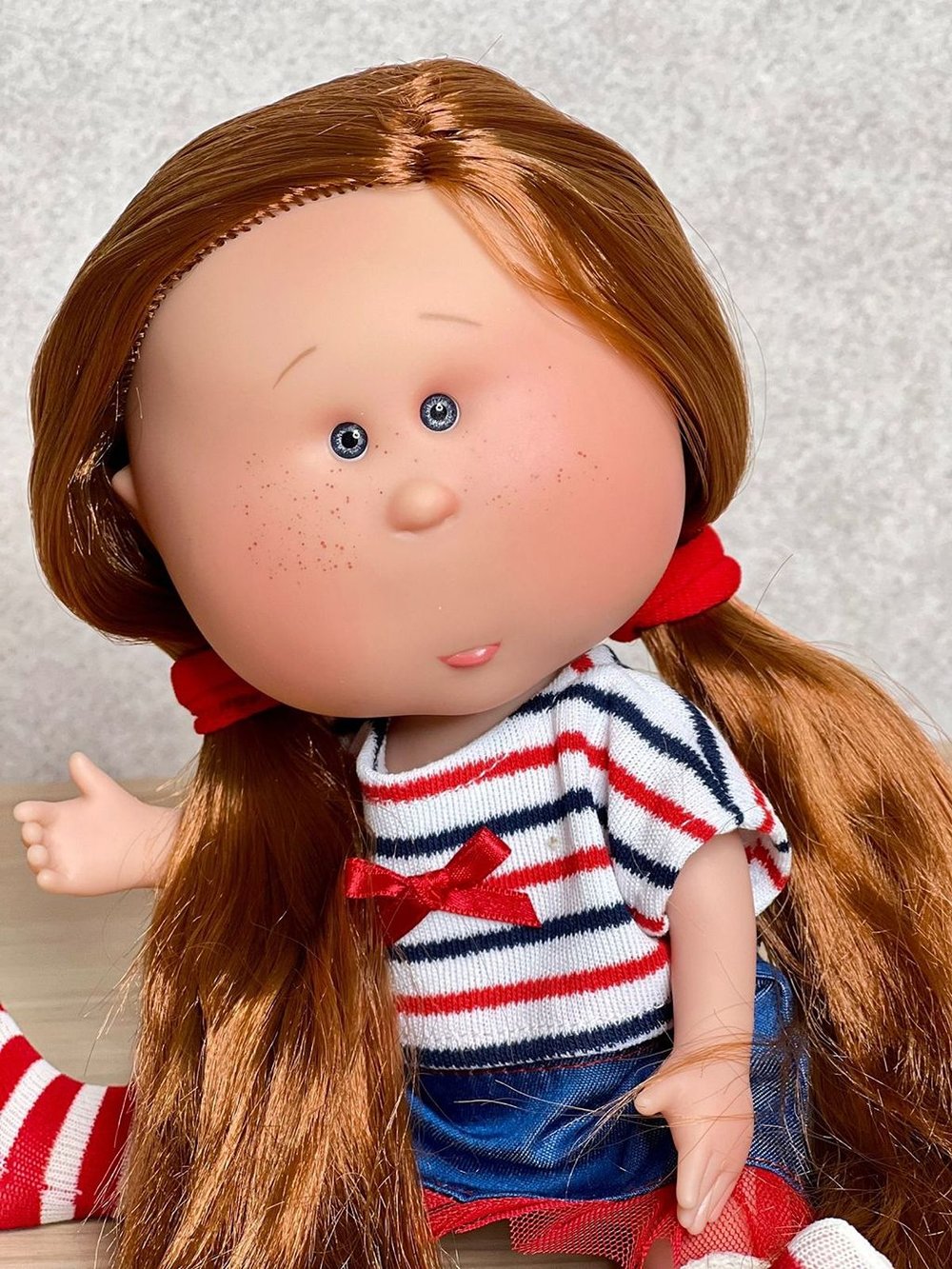 Кукла Nines виниловая 30см MIA в пакете (3000M3A)