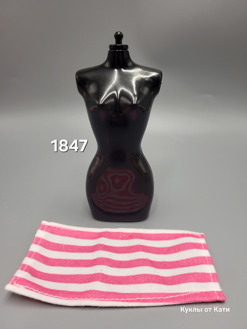 Аксессуар для куклы Барби винтаж - плед 01847