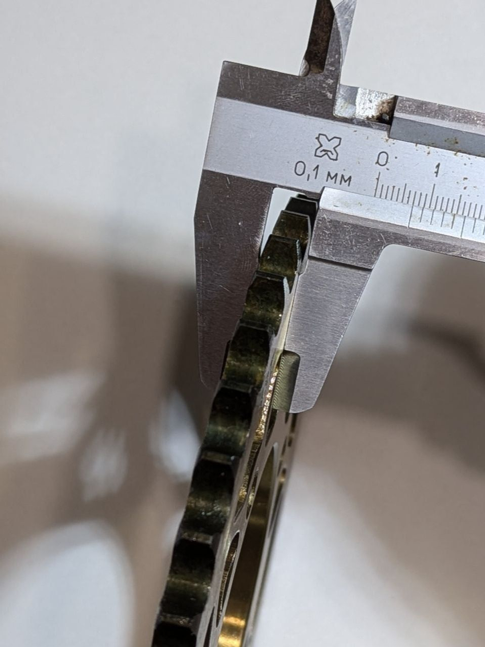 Ведомая звезда задняя 428H-43 (сталь, закаленные зубья) для мотоциклов и питбайков