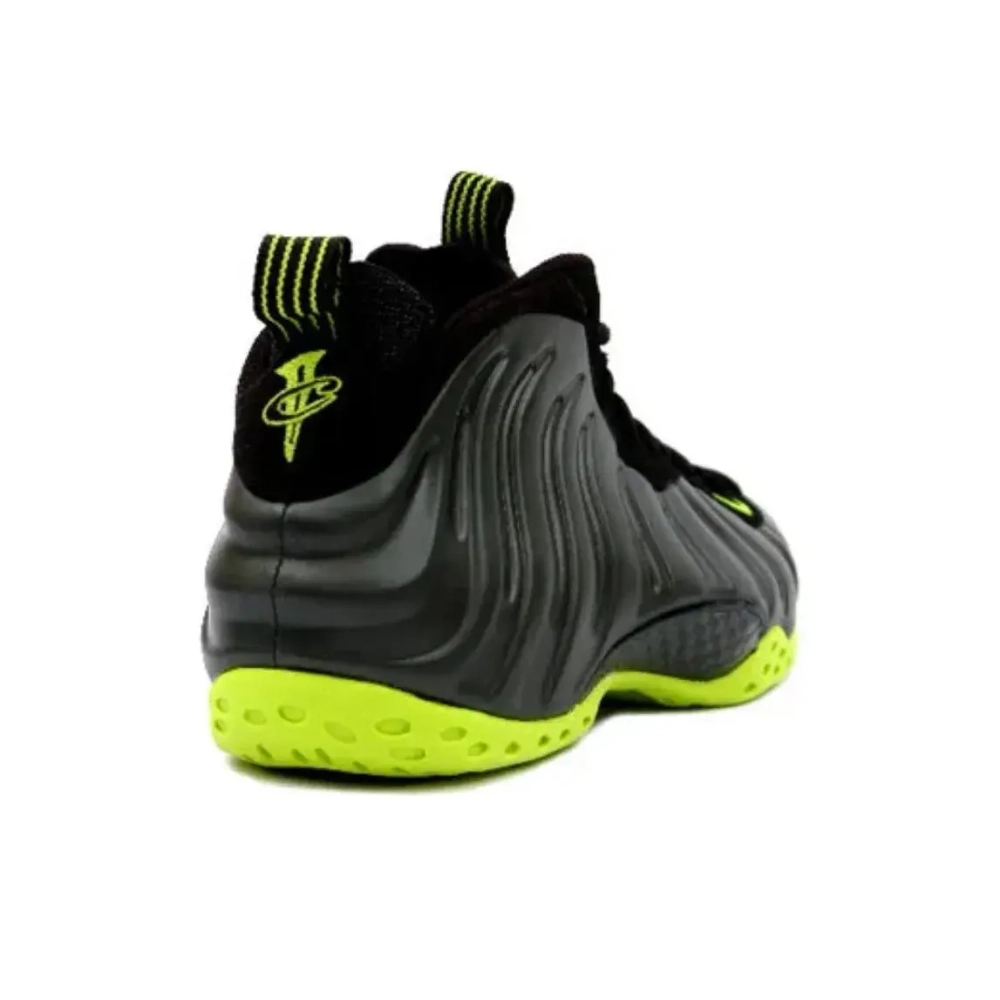 Мужские кроссовки Nike Air Foamposite One 'Black Volt' HF2902-001