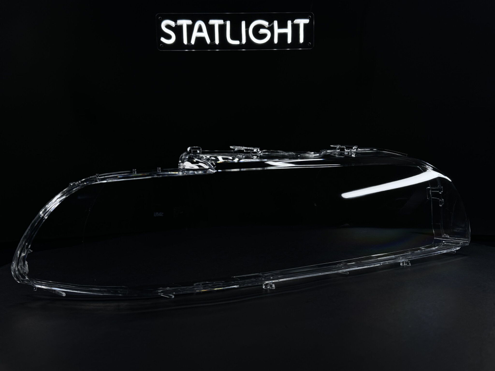 Правое стекло фары BMW 5 E39 IV 2000-2004 рест