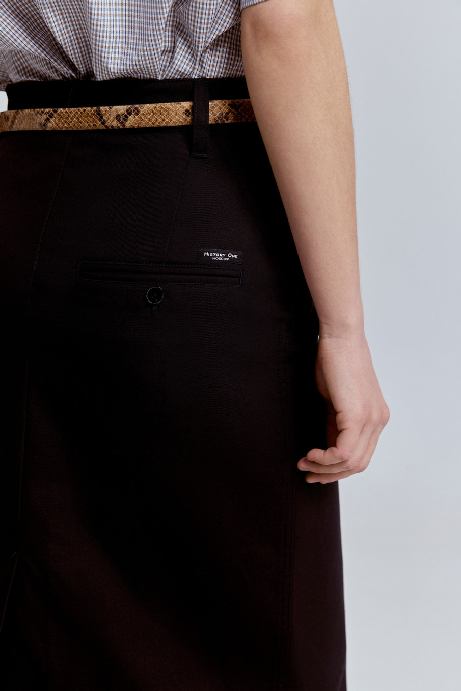 Юбка прямая с контрастной подкладкой