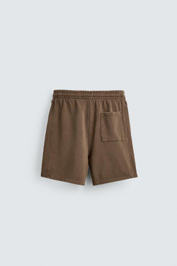 ZARA БАЗОВЫЕ ШОРТЫ-ДЖОГГЕРЫ С ЭФФЕКТОМ ПОТЕРТОСТИ, КОРИЧНЕВЫЙ