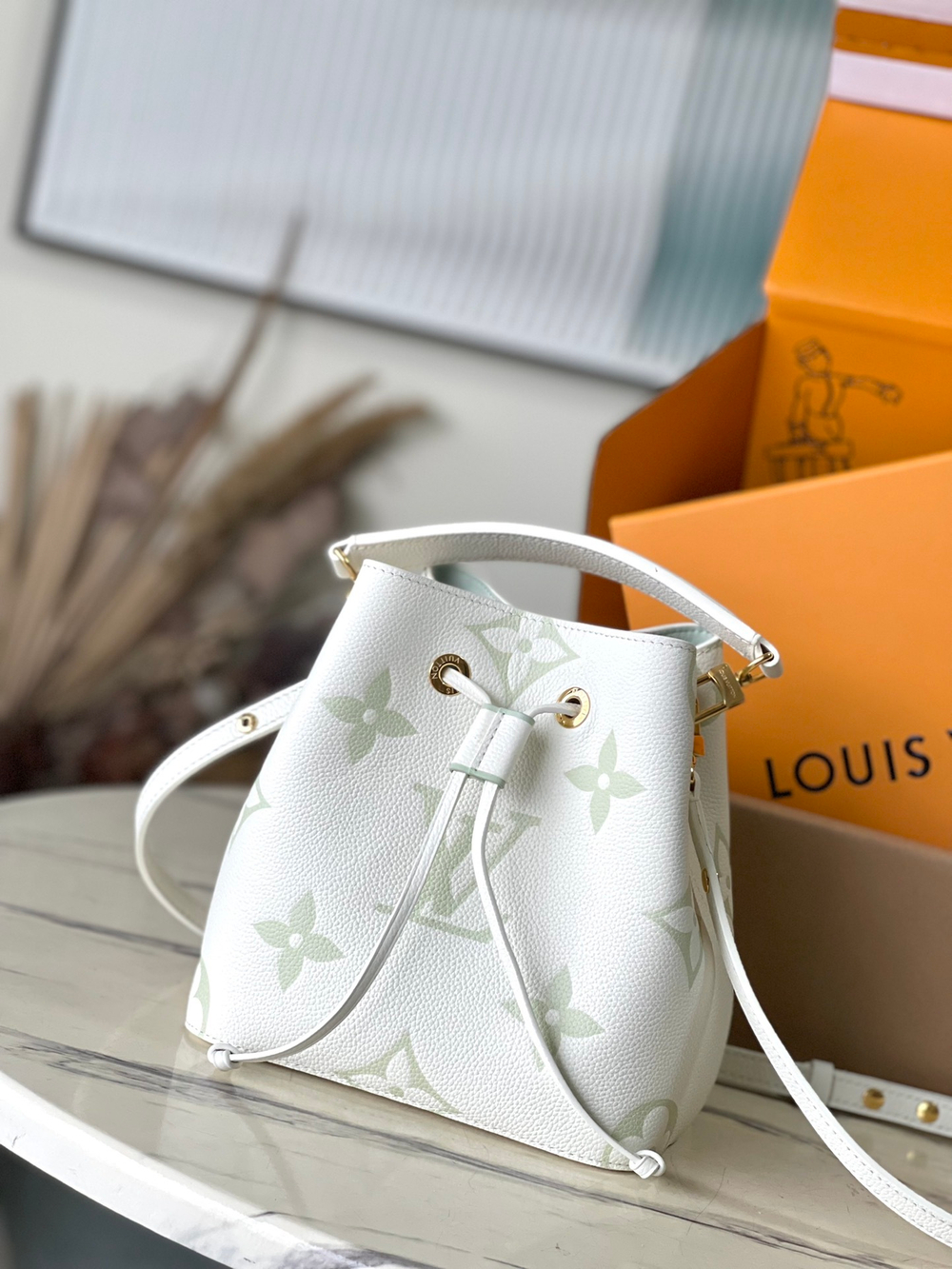 Louis Vuitton NeoNoe BB