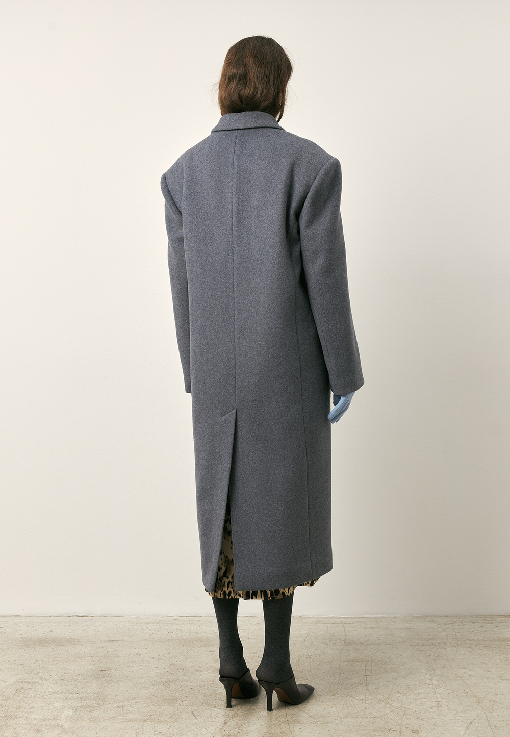 Пальто мужского кроя утепленное