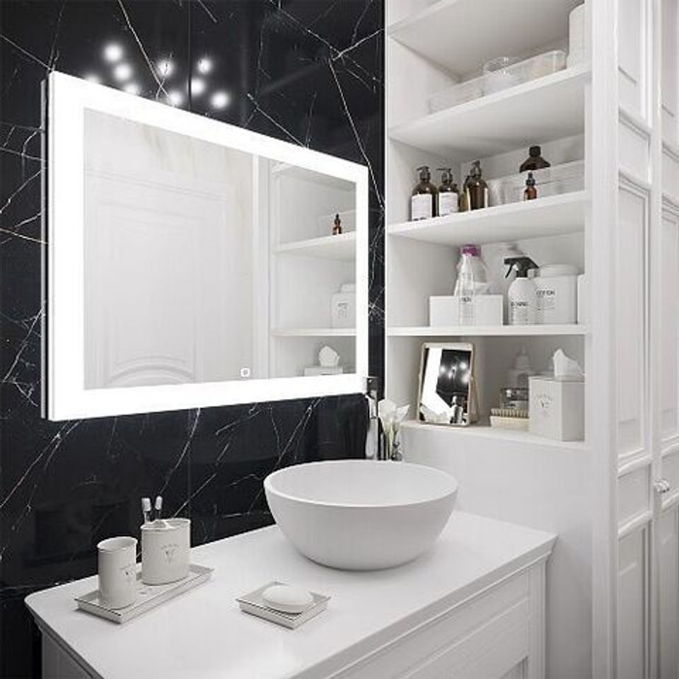 Меблируем ванную комнату: навесной шкаф с зеркалом