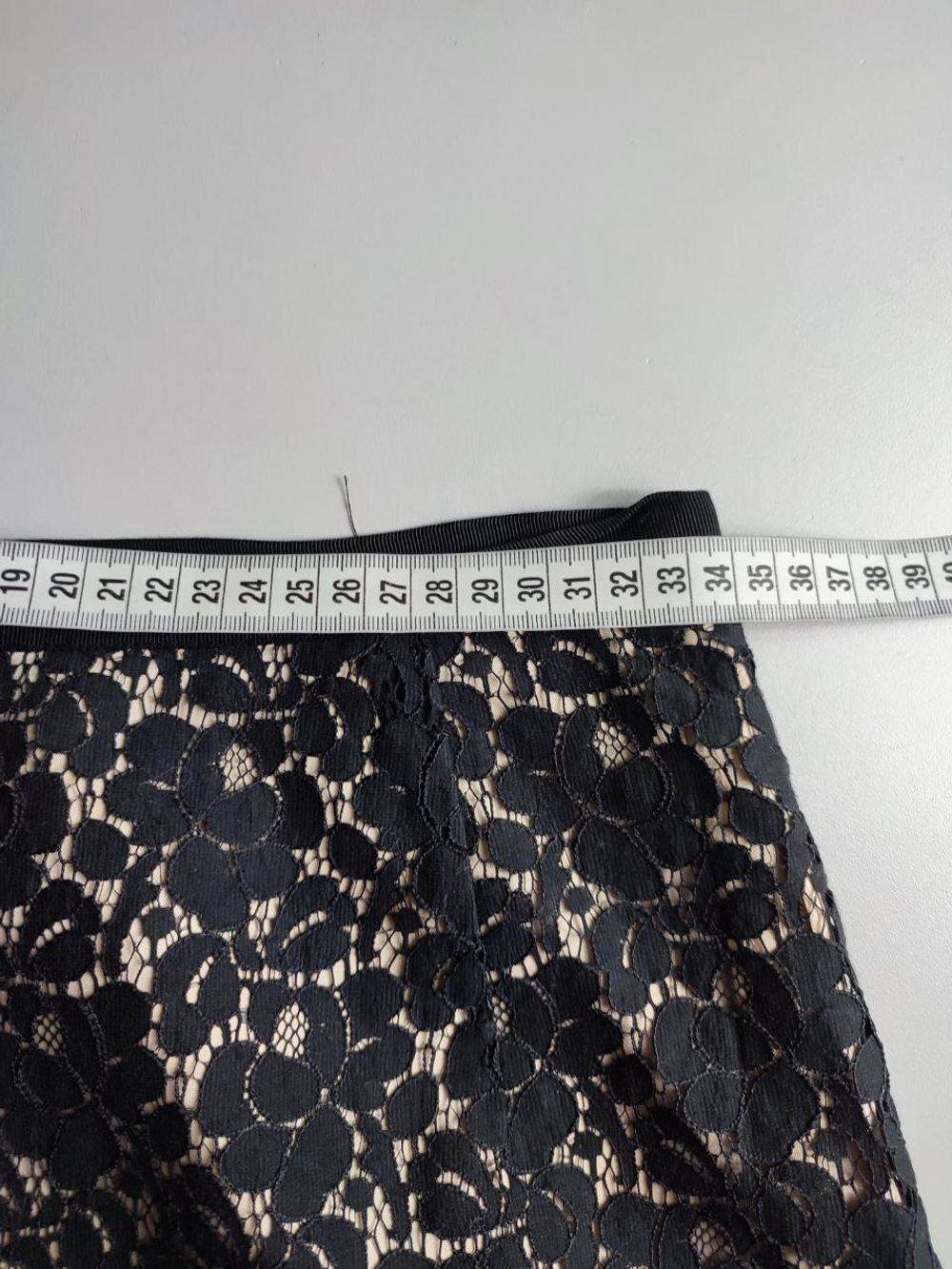 Юбка monsoon изящная, с кружевом 42 размер