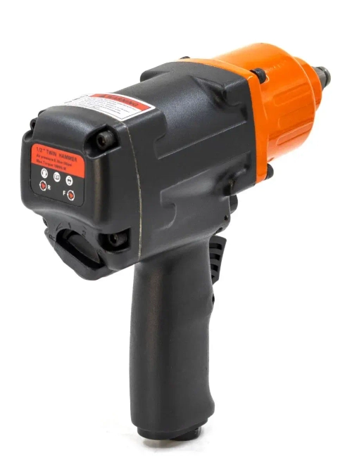 Пневматический ударный гайковерт YAOTO BS-999, 1880 Н·м, квадрат 1/2”, комплект насадок + кейс