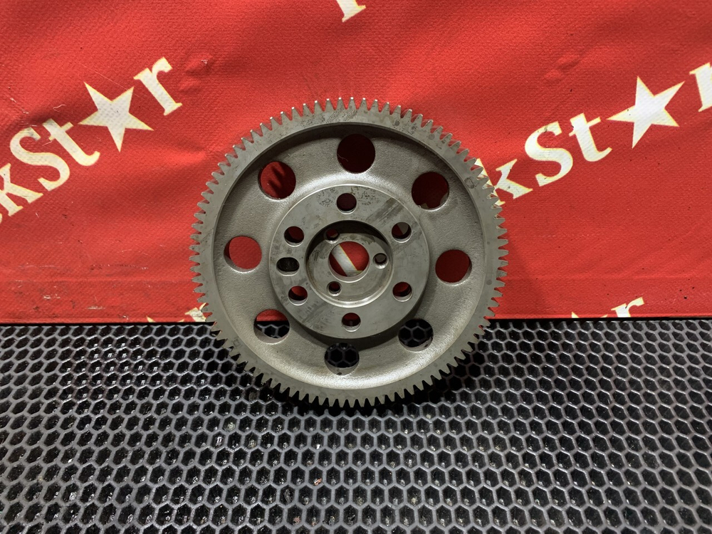 Шестерня распредвала