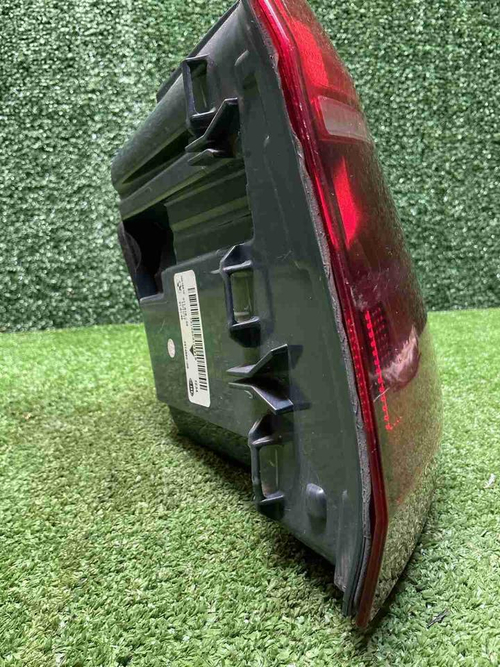 Фонарь правый внешний BMW X6 F16 (2014-2020)