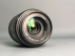 Lumix G Vario 45-200mm MFT Царапка на передней линзе