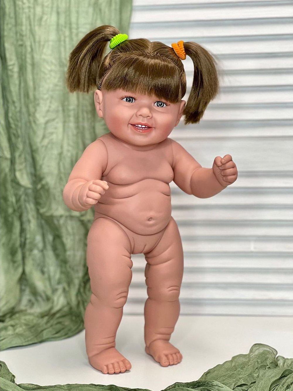 Кукла Manolo Dolls виниловая Diana 47см в пакете (7274)