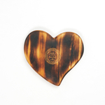 Менажница из кедра для подачи блюд и закусок с гравировкой "Listen to your heart"