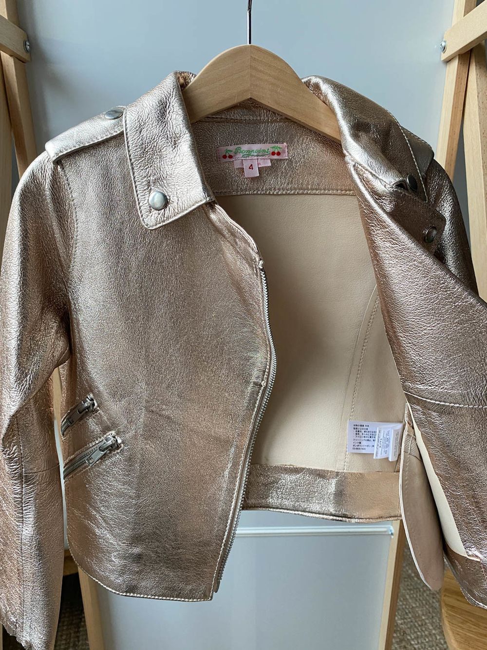 Новая кожанная куртка Bonpoint, 104