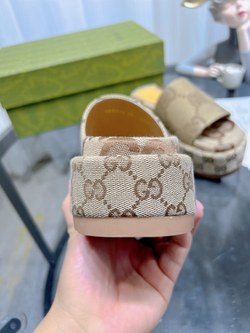 Gucci Slide Sandal