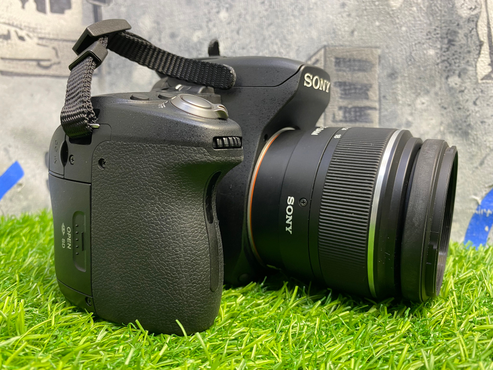Sony A580 Kit 18-55mm 1.670 кадров Покупка/Продажа