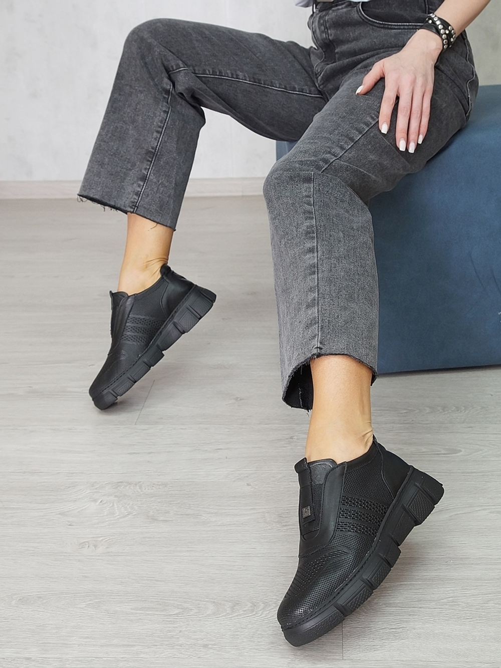 Кроссовки женские летние SS CLUB 223-1167-03